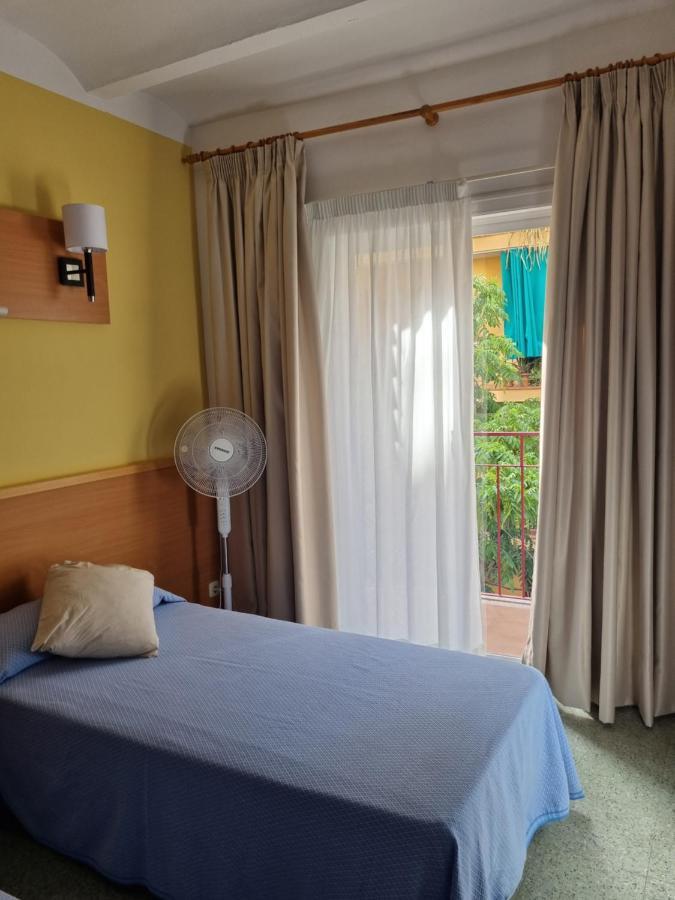 Pension El Ciervo Lloret de Mar Eksteriør bilde